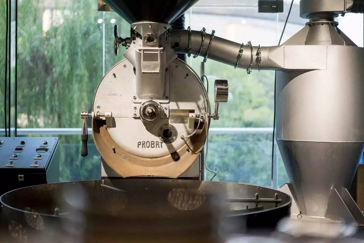 法国轻奢风格咖啡厅设计 (工业风墙面装饰咖啡厅餐厅酒吧)