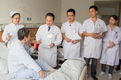 食管癌手术七天可以进食吗,食管癌手术后多久可以坐起来