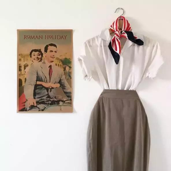 奥黛丽赫本妆教程,如何化妆赫本妆