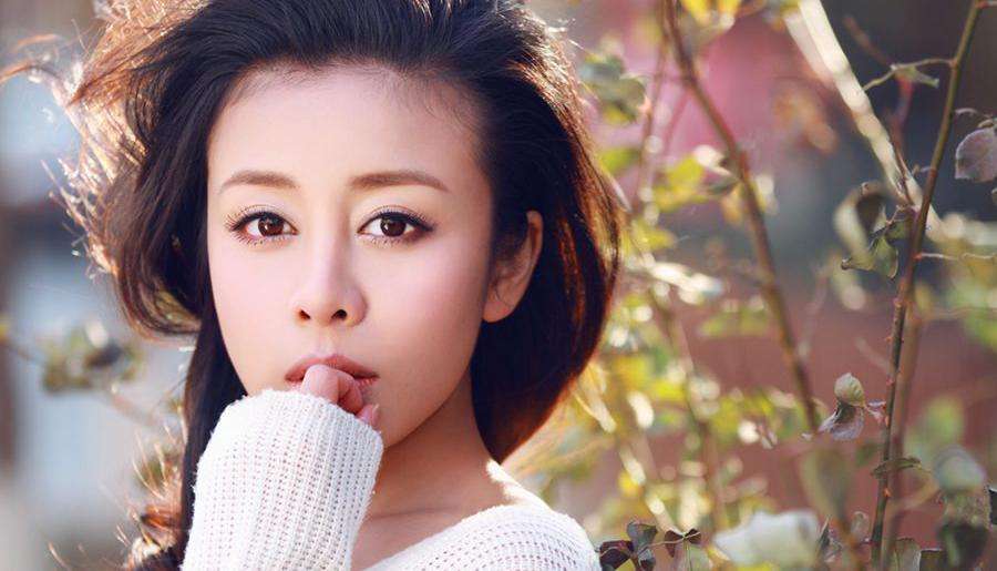 女人的这三种心理暗示，谁读懂了，谁就走进了女人的心