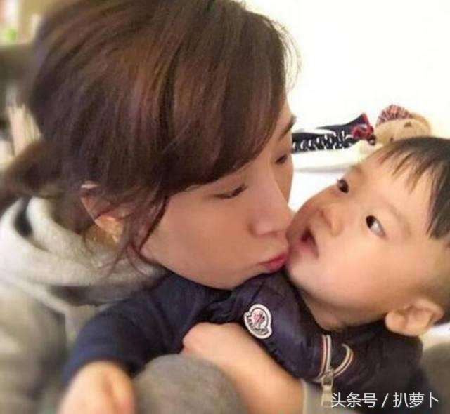 李念谈阔太,阔太李念近照