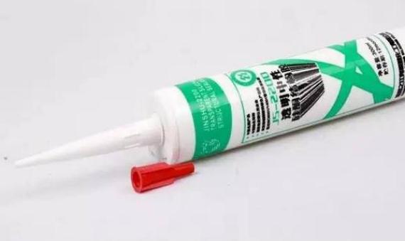 去除玻璃胶最有效的方法,清除玻璃胶用什么方法最好