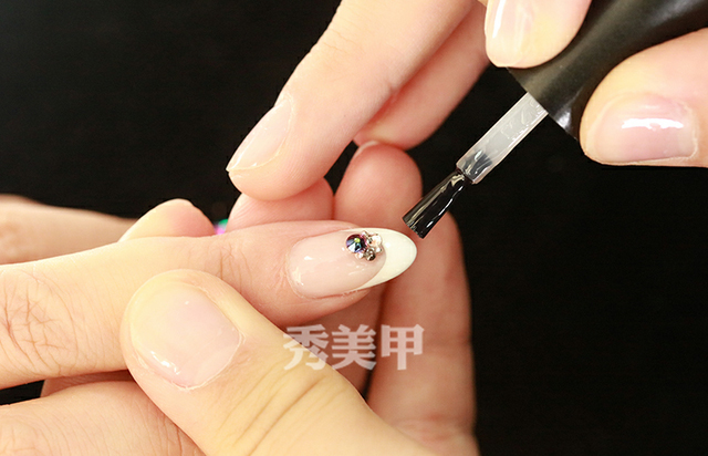 新手贴钻的方法,贴钻怎么贴不会掉