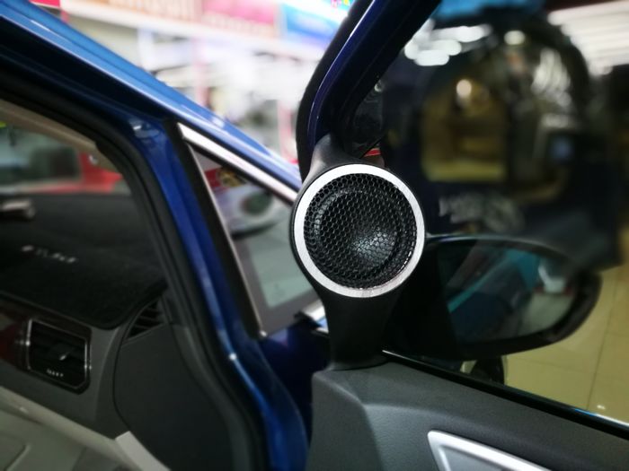 途安无损升级音响,途安l16款手动风尚改装音响