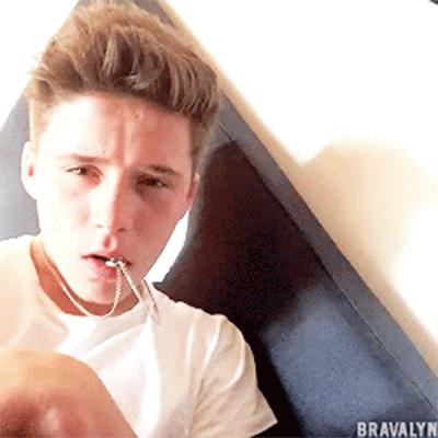 叮！贝克汉姆家2号男主已上线！什么叫「长兄如父」？！