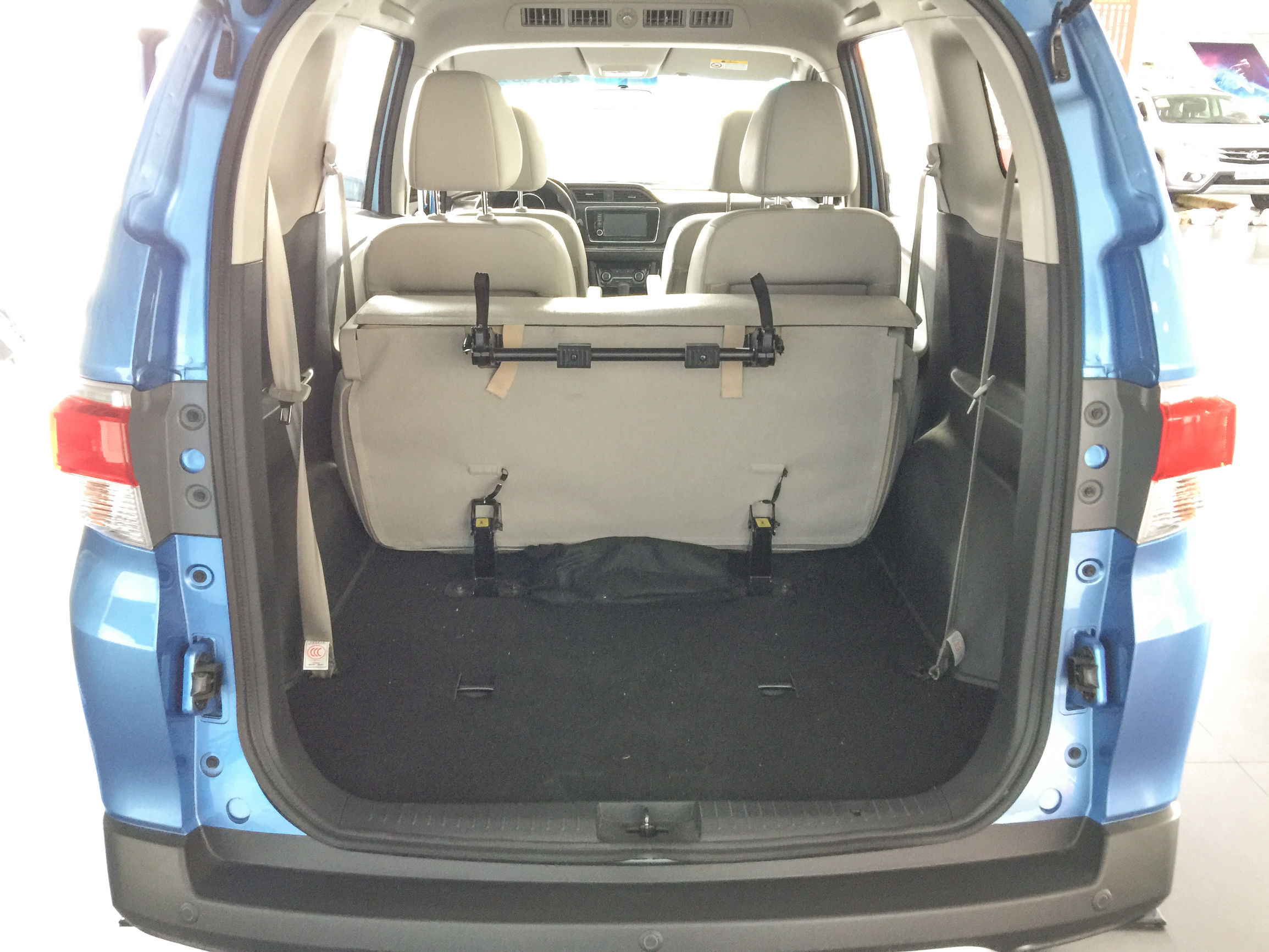 日产启辰m50v多少钱,8万左右的mpv车型推荐侧开门