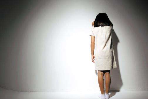 人工流产后腰部很沉，不会影响以后怀孕吧？