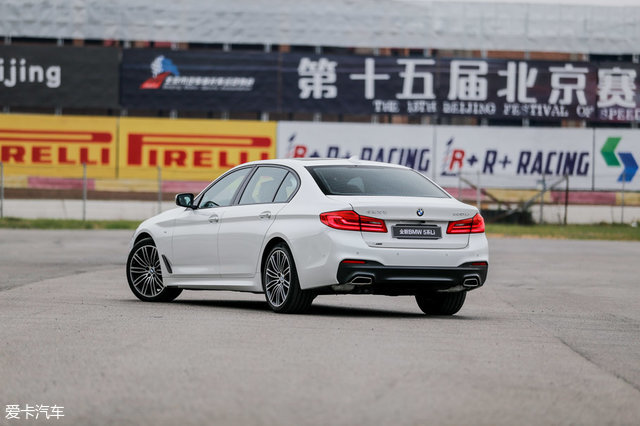 宝马530li尊享m运动版测试,宝马530lixdrive豪华版试驾