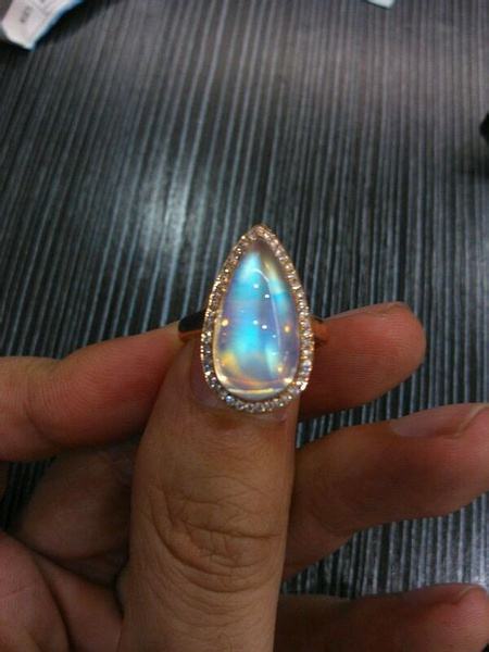 月光石海珍珠,月光石解读