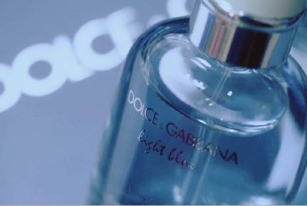 真正适合夏天的大牌香水,什么香水有脂粉味又很清新