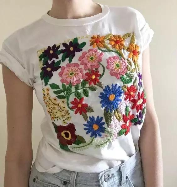 衣服破了个小洞怎么补无痕迹,衣服破了一个特别小的洞