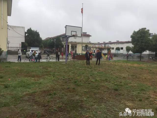 邓州雷锋中学志愿者服务队,邓州市志愿者爱心人士