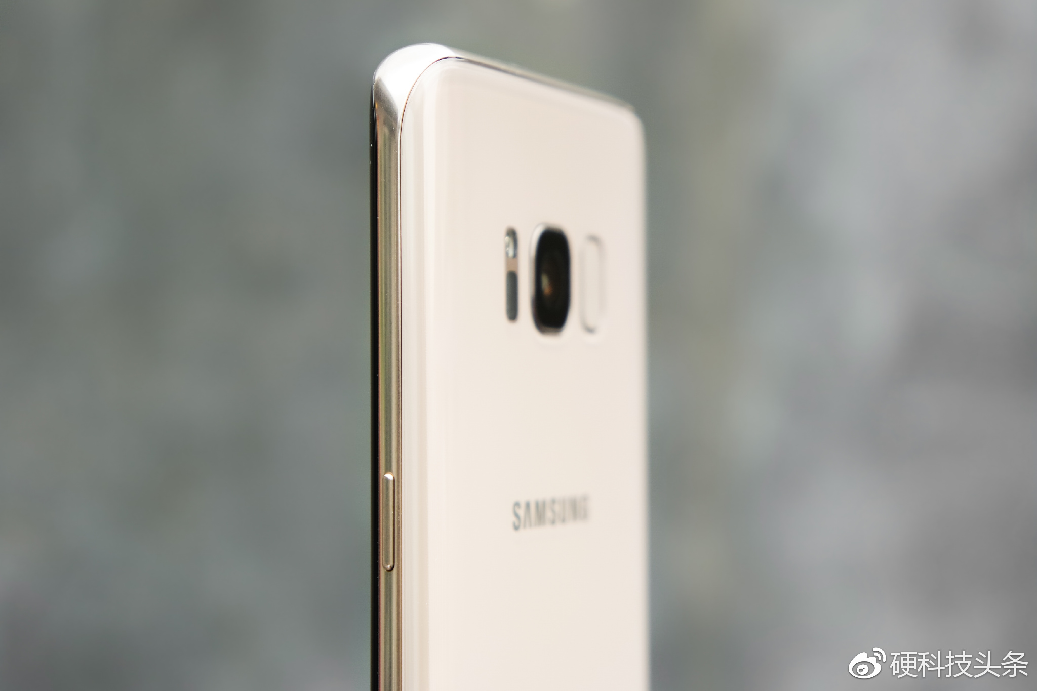 安卓阵营vs苹果阵营,盖乐世s跟三星s7对比