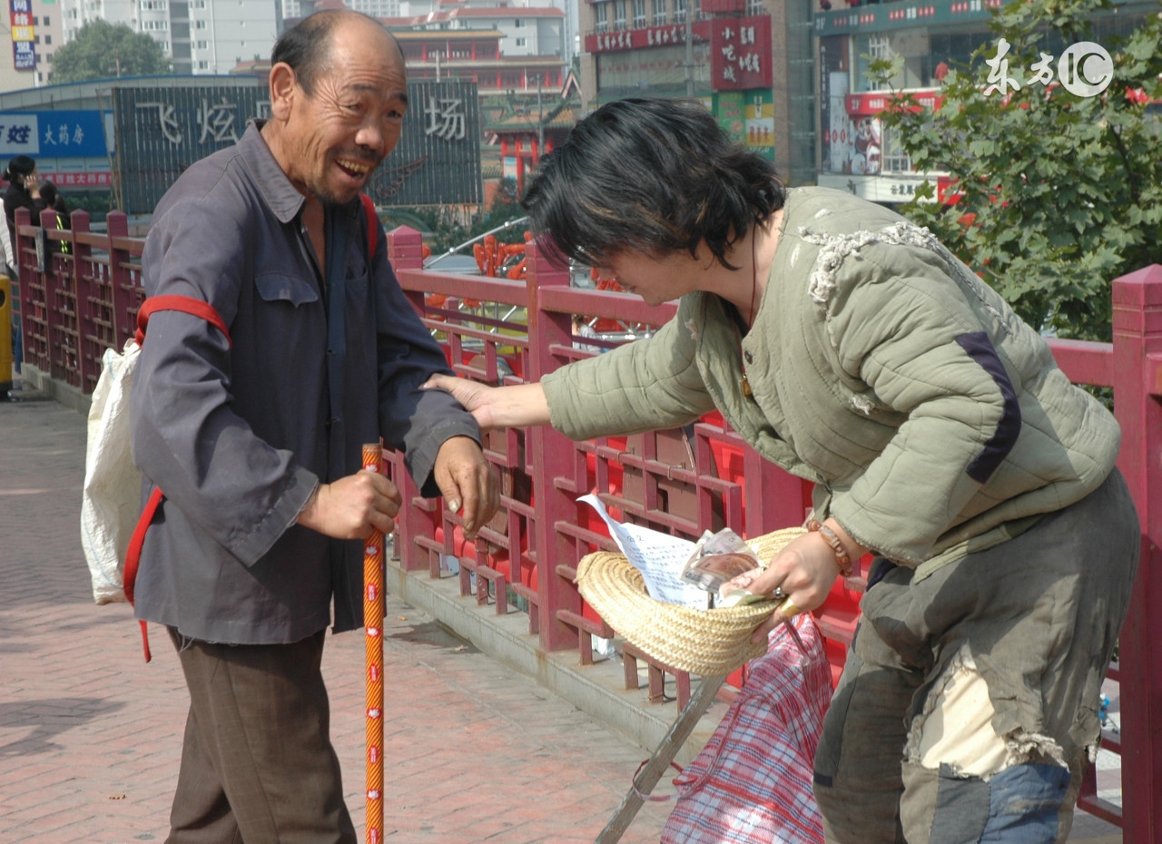 沙特乞丐年13亿，*局骗**？叫你如何辨别乞丐真伪