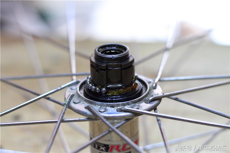 花鼓轴承拆卸技巧,拆滚珠花鼓需什么工具