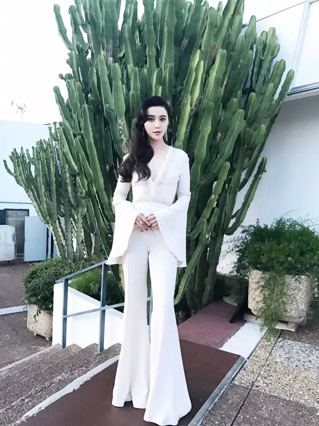 范冰冰踏上戛纳红毯的那一刻,范冰冰最浪漫的戛纳行