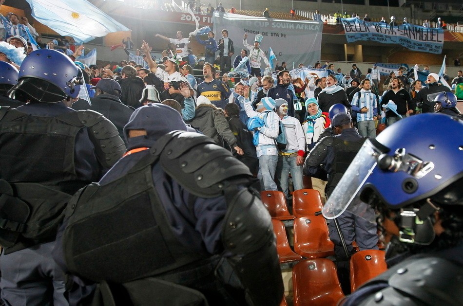 申花上港争议球,申花上港恩怨史