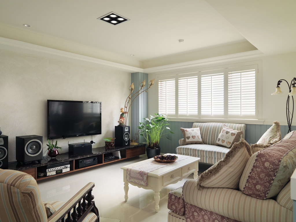 装修客厅吸顶灯,客厅如何装修吸顶灯