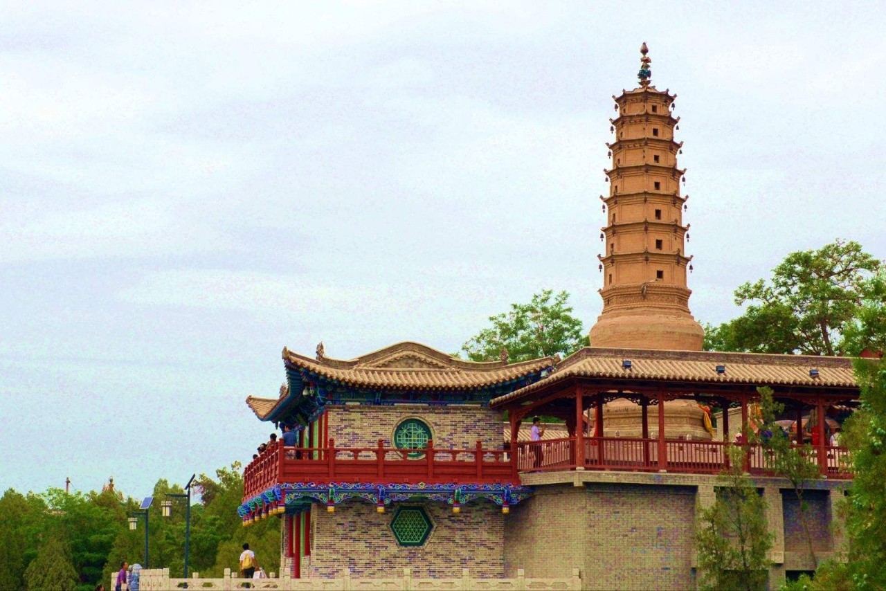 武汉又加开高铁线了，去兰州、乌鲁木齐这些地方玩，省钱又省时啦！