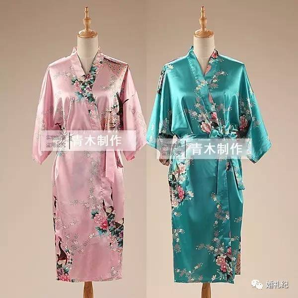 安以轩婚礼晨袍,安以轩陈荣炼婚礼晨袍