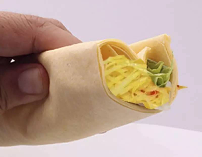 一盒让你忘掉手抓饼的山东煎饼，每一口都能吃出康师傅鸡蛋卷的味