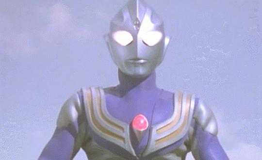 迪迦奥特曼全集动态图片,迪迦奥特曼和欧布奥特曼变身对比