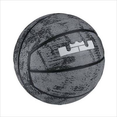 詹姆斯总决赛会穿18吗,詹姆斯为什么穿witness4