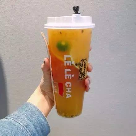 水果茶火了，才不是切片柠檬放颗草莓这么简单，收好这份实用手册