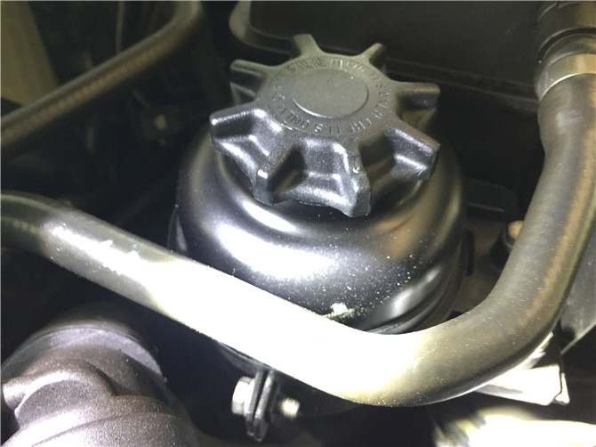 11万钱x5能买吗,10款宝马x5和11款宝马x5区别