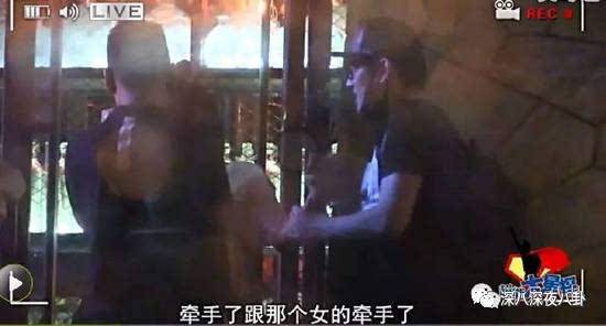 作为博纳的老板娘，开火锅店半个娱乐圈都来捧场，就问厉害不