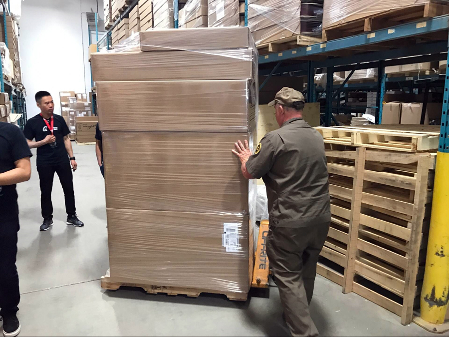 极速快报:弘力乐器2017加拿大Godin吉他工厂参观第一天