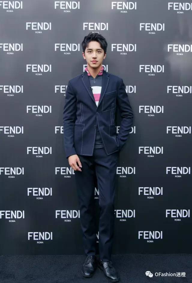 fendi躲猫包包,fendi躲猫猫鳄鱼皮