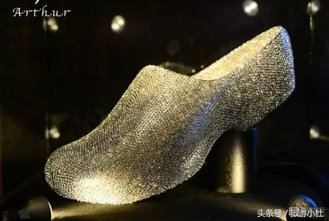 经久不衰的荷兰木鞋，靠的是什么魅力捕获大家的欢心？