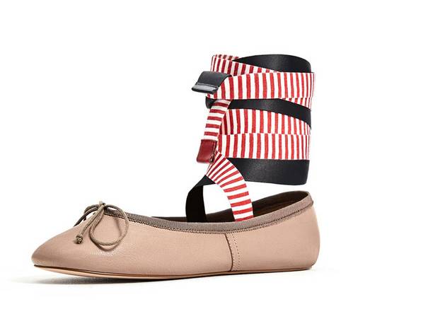 这双芭蕾鞋不跳舞，只是穿起来逆天的好看！