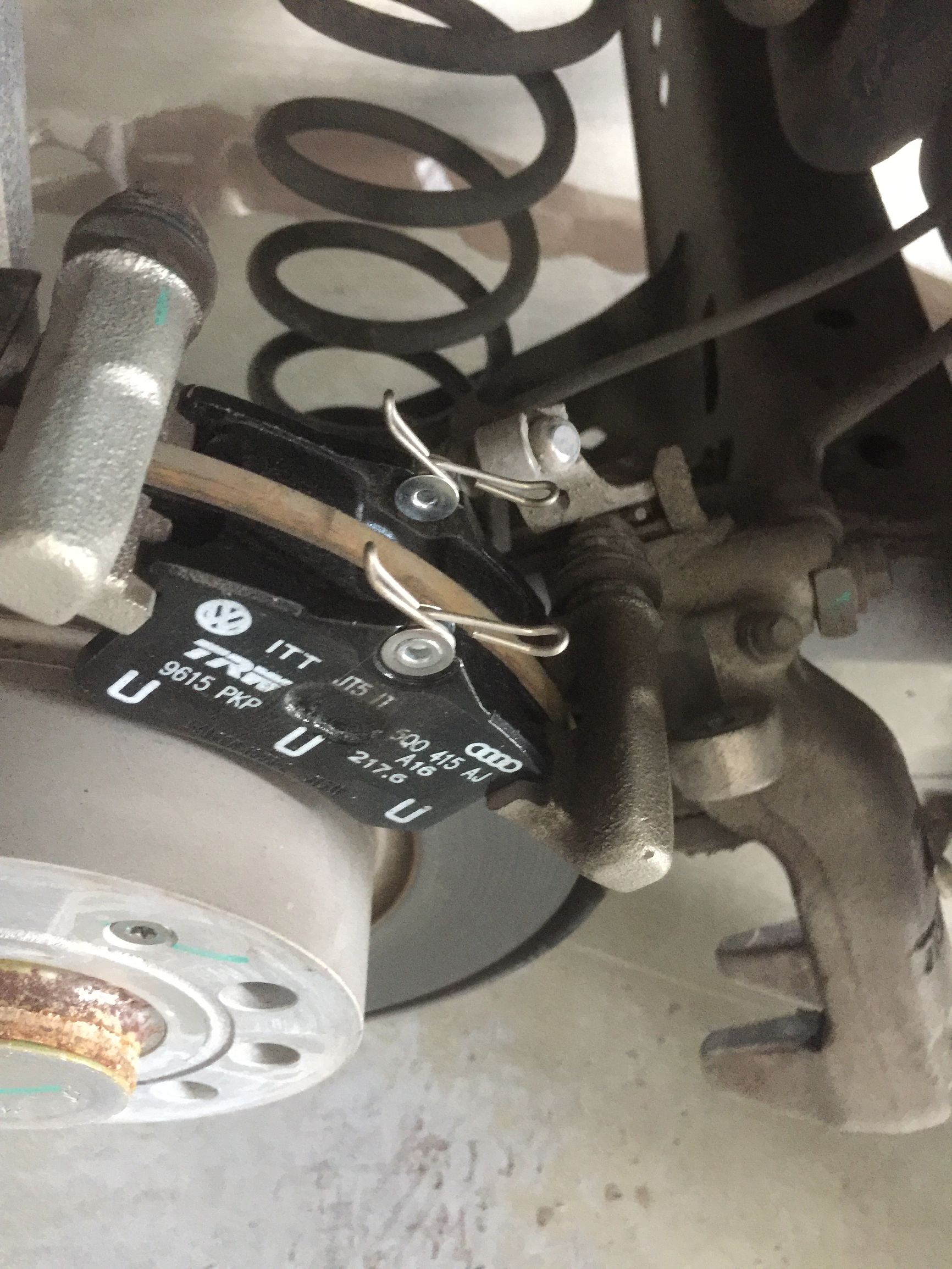 09年斯柯达明锐加装隔音棉,斯柯达明锐前盖隔音棉安装