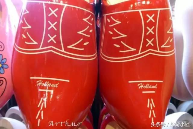 经久不衰的荷兰木鞋，靠的是什么魅力捕获大家的欢心？