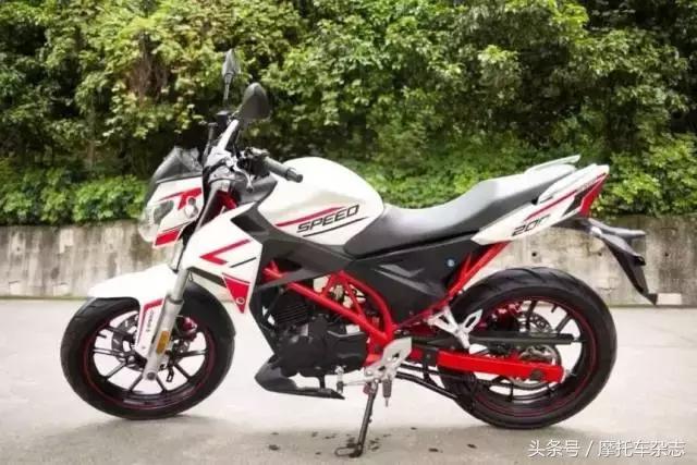 国外评测摩托车,国内摩托车对比国外摩托车