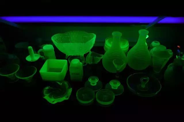 为了这些奇葩的颜料，人类付出了最惨痛的代价