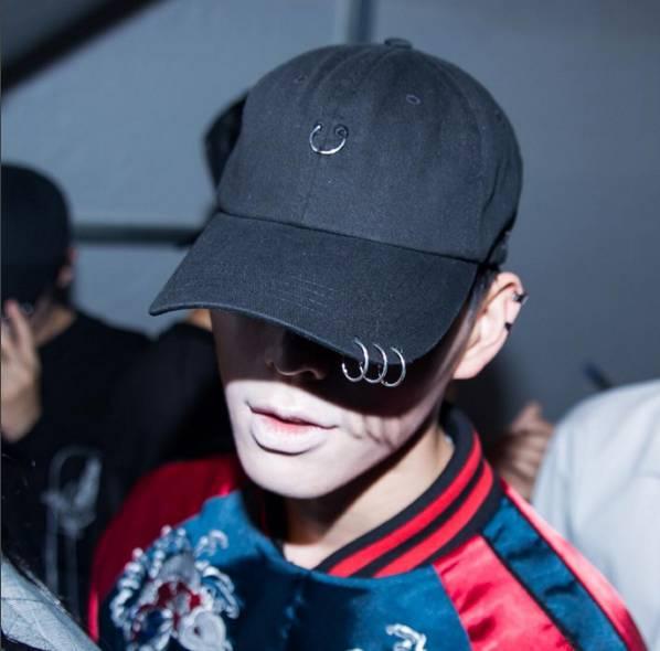 杨幂吴亦凡陈伟霆唐嫣等明星街拍最爱戴的棒球帽,竟来自这些潮牌,你知道几个?