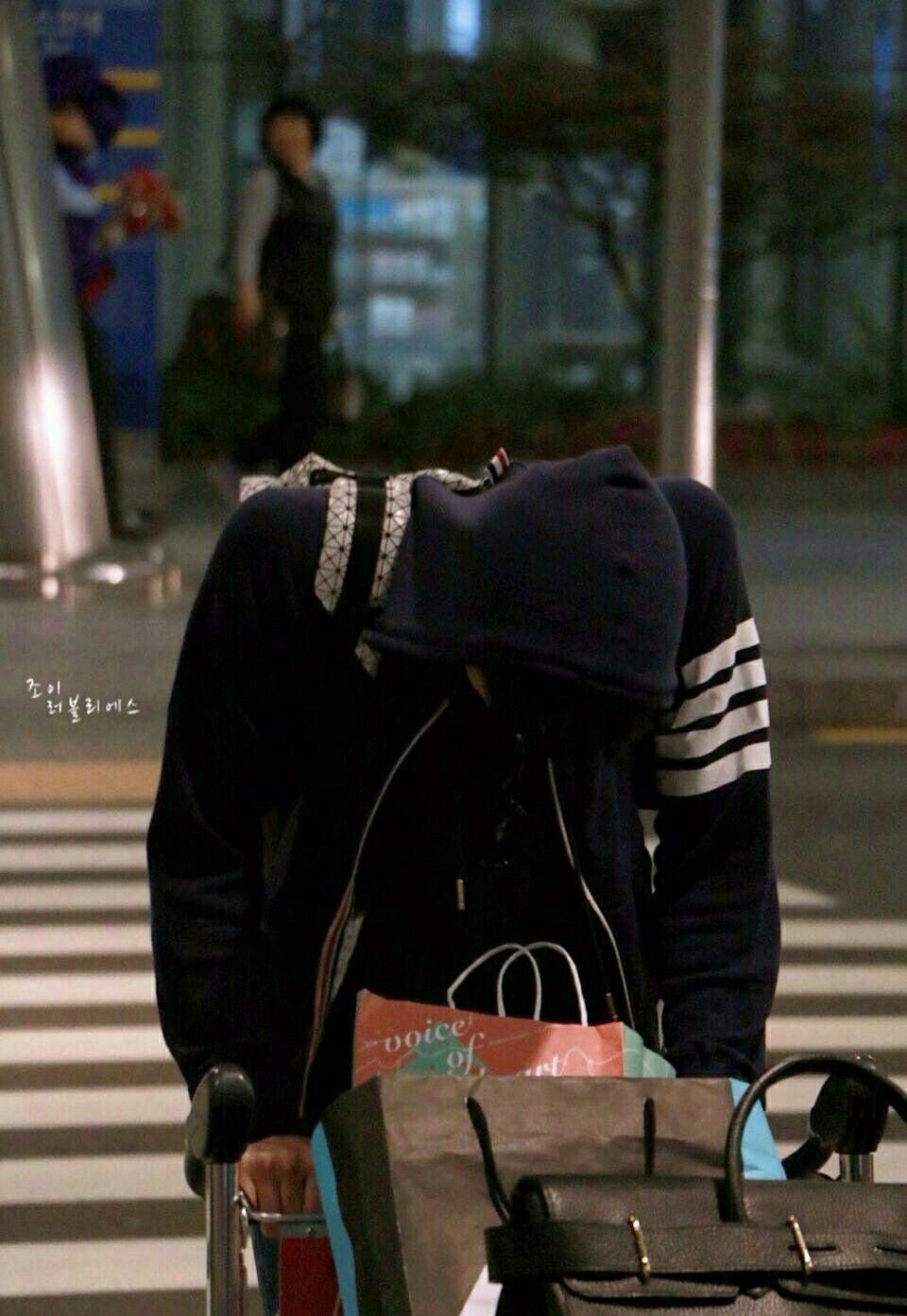 exo吴世勋躲避游戏,exo吴世勋韩国歌手