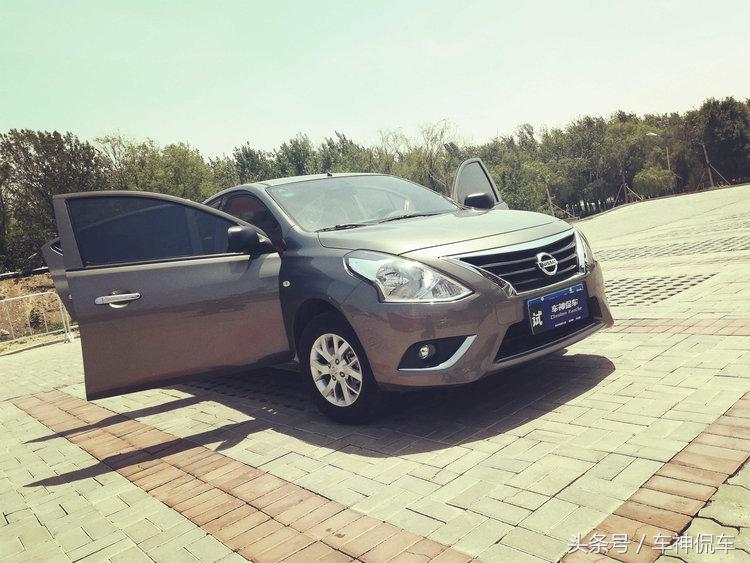 日产新阳光评测视频,15日产阳光试驾视频