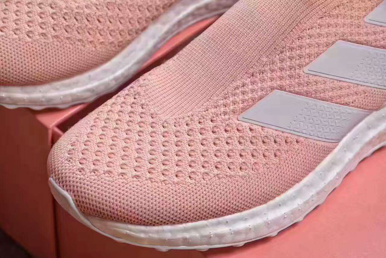 联名鞋adidasboost白红蓝,被疯抢的鞋
