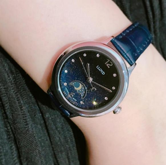 时尚手腕带,小众显瘦时尚轻奢时装