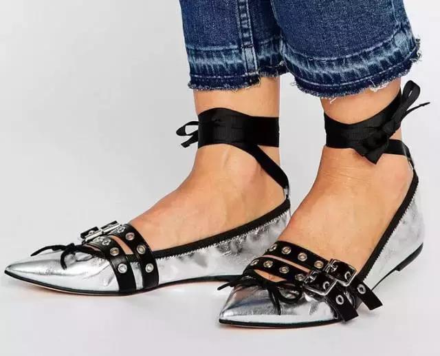 这双芭蕾鞋不跳舞，只是穿起来逆天的好看！