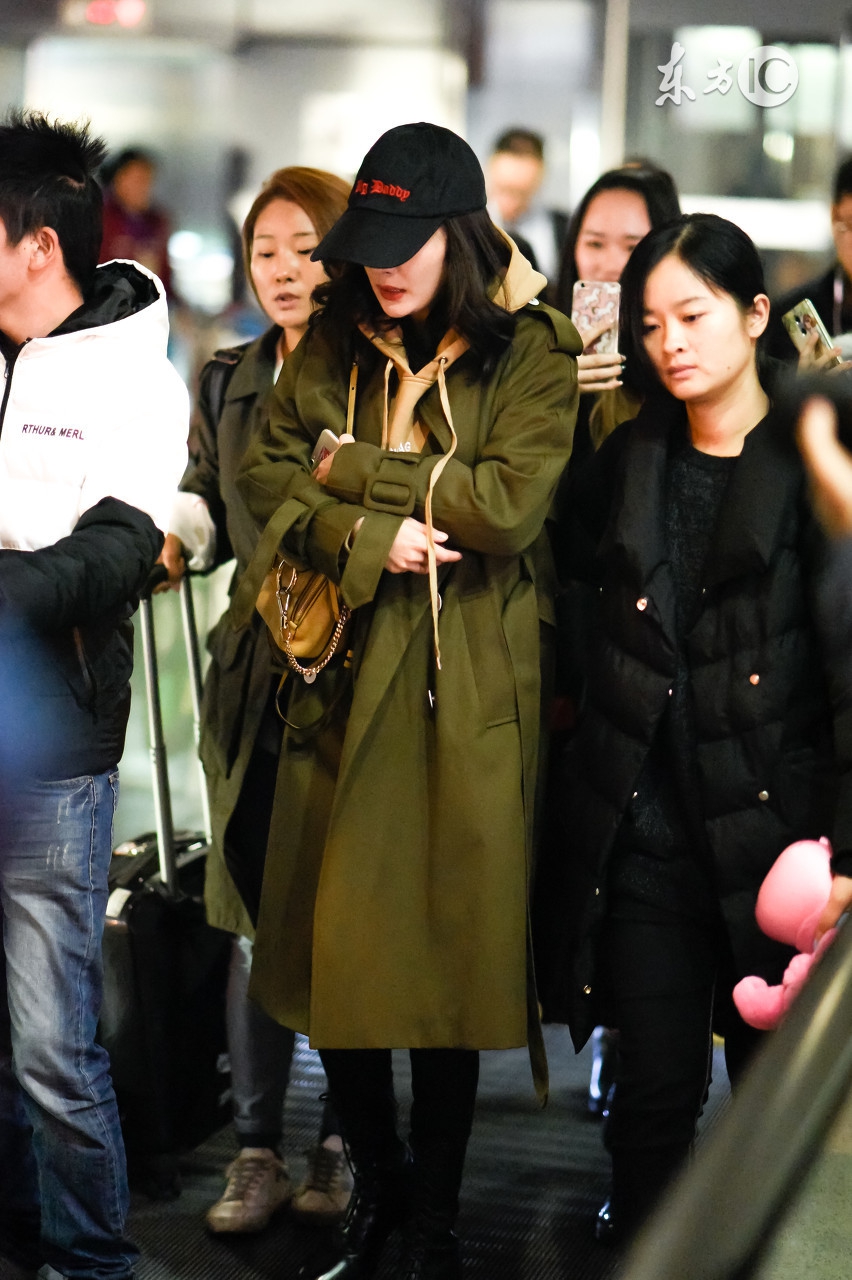 杨幂吴亦凡陈伟霆唐嫣等明星街拍最爱戴的棒球帽,竟来自这些潮牌,你知道几个?