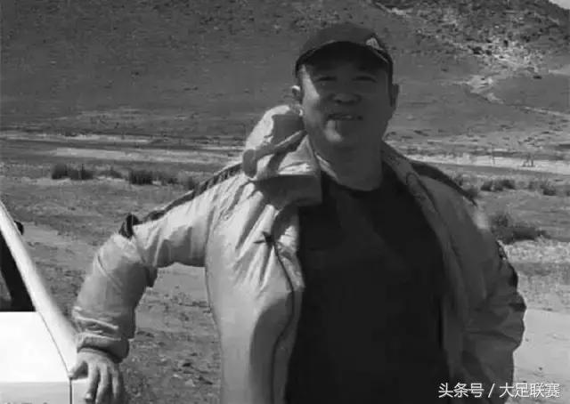 缅怀科比致敬传奇愿天堂也有篮球,悼念王涛教练