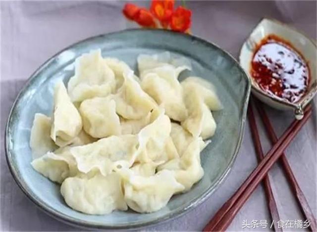 包菜肉馅饺子馅料怎么调的最好吃,韭菜馅饺子馅料要怎么调制才好吃