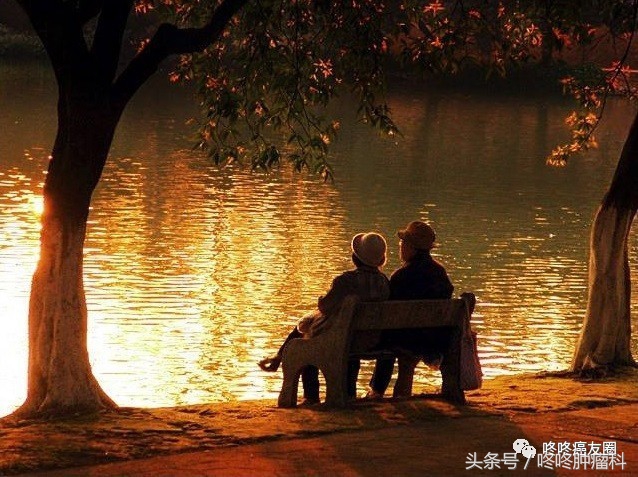 相濡以沫的妻子患了癌症,老公患癌8年奇迹治愈