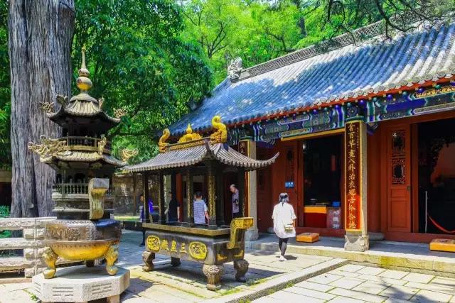 青岛周末休闲度假好地方冬天,青岛适合一家老小度假的地方