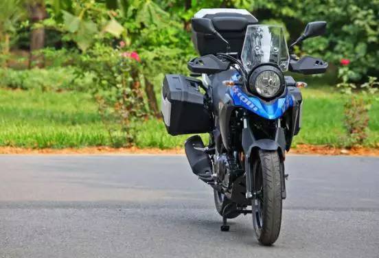 最新豪爵铃木dl250评测视频,18年的豪爵铃木dl250值得买吗